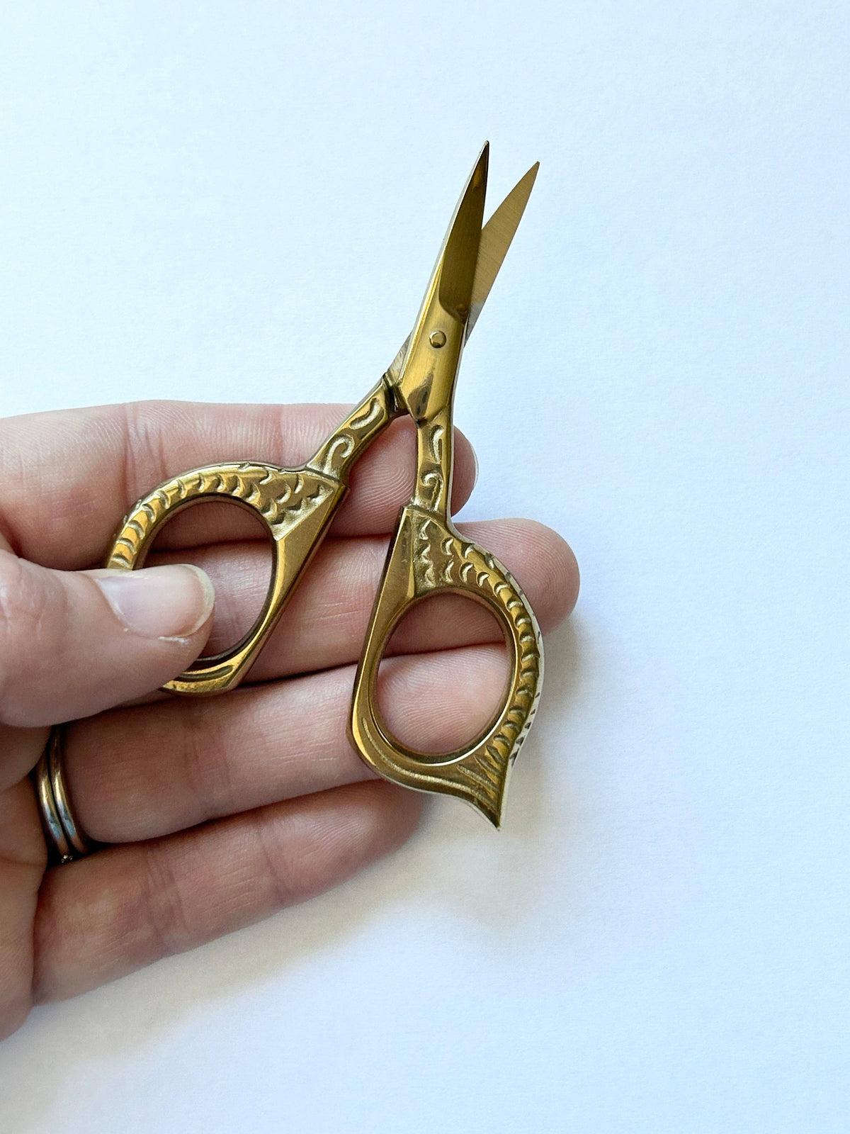 Gold Owl Embroidery Craft Scissors
