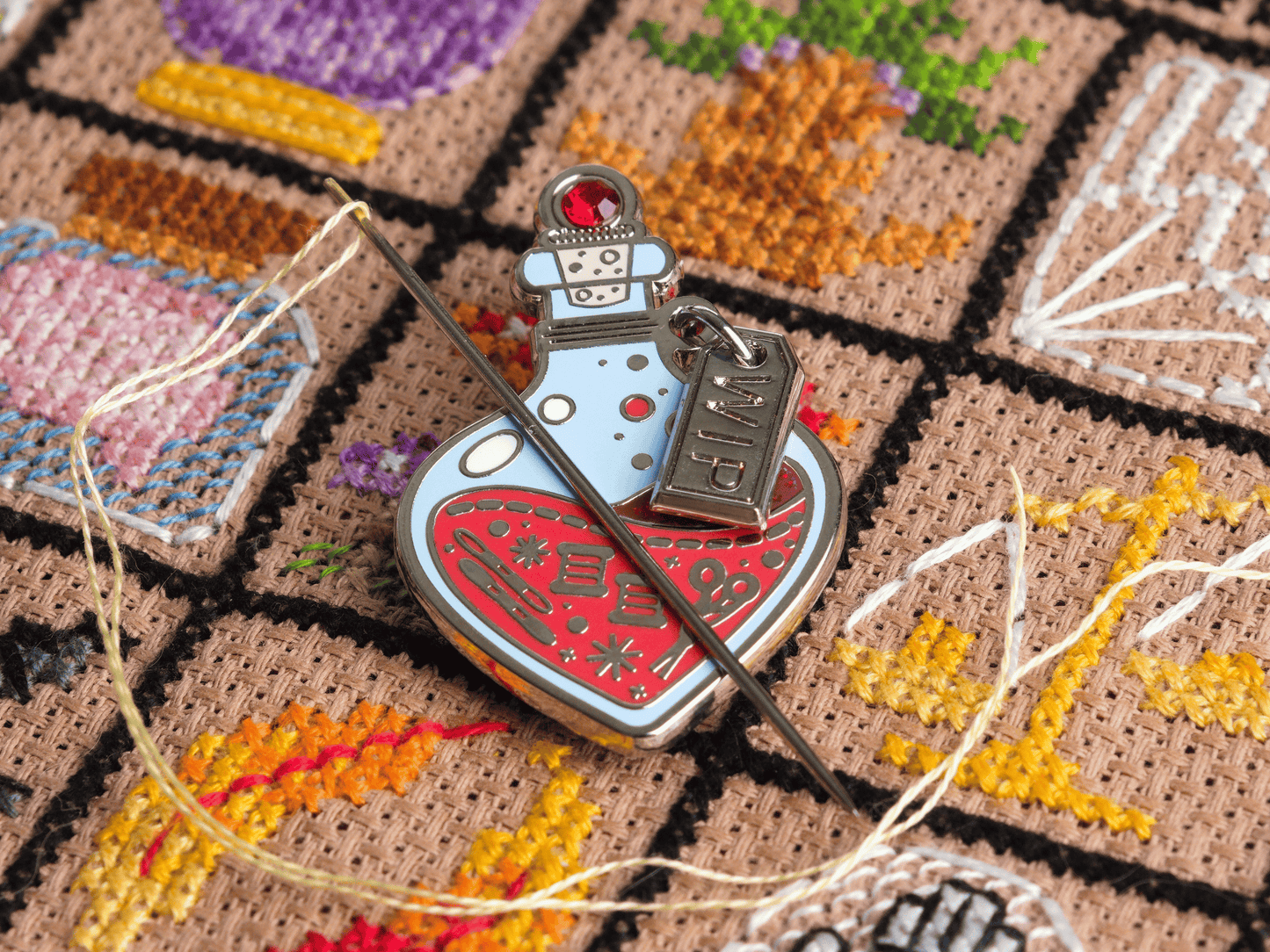 Red Potion Bottle Needleminder