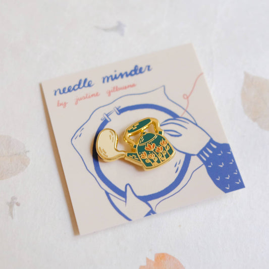 Tea Kettle Needle Minder