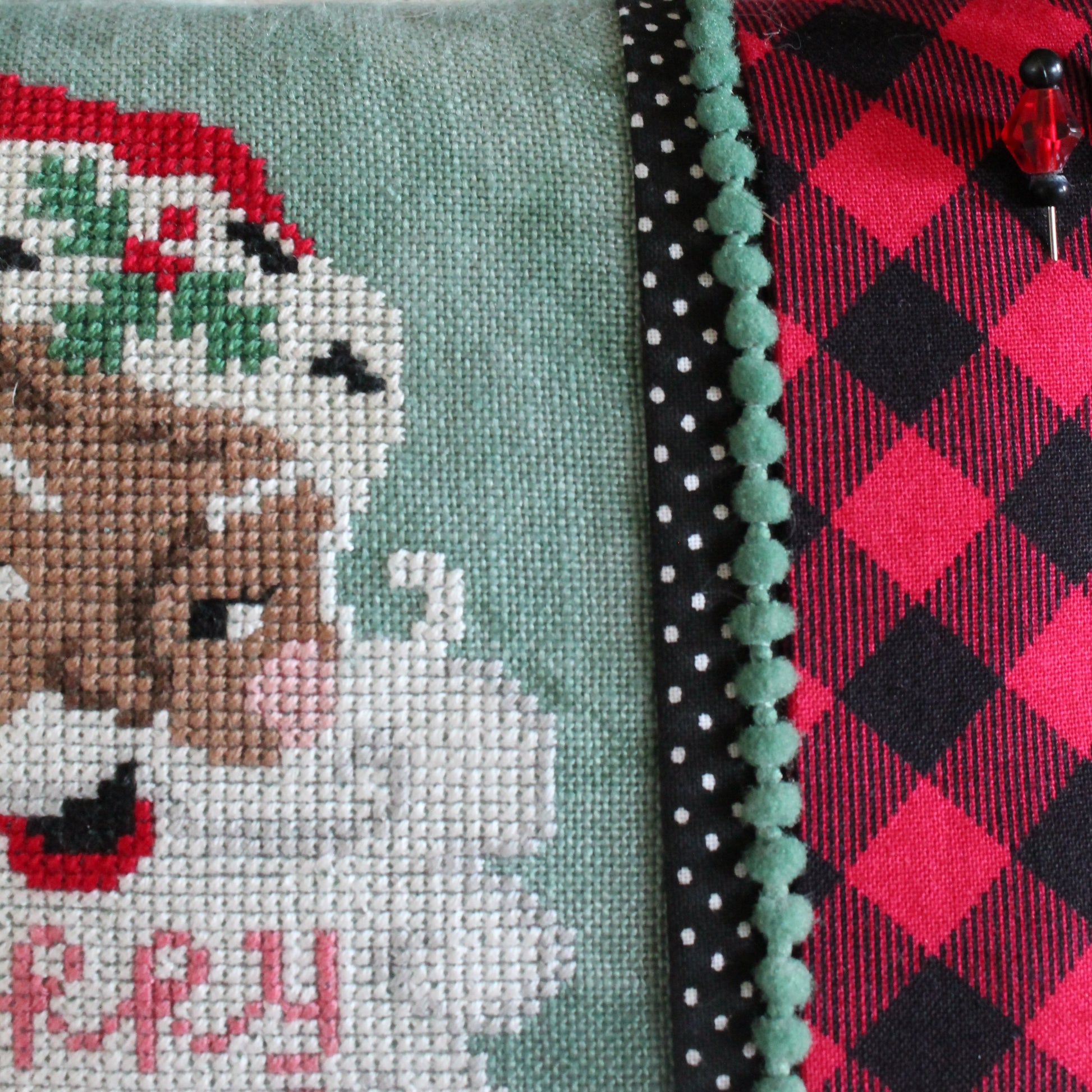 Plaid Tidings - Christmas Cross Stitch Pattern